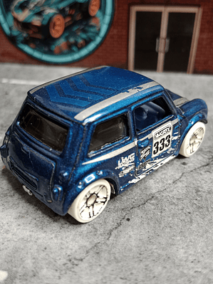 Morris Mini Cooper HW Snow Stormers Hot Wheels Mattel 2017