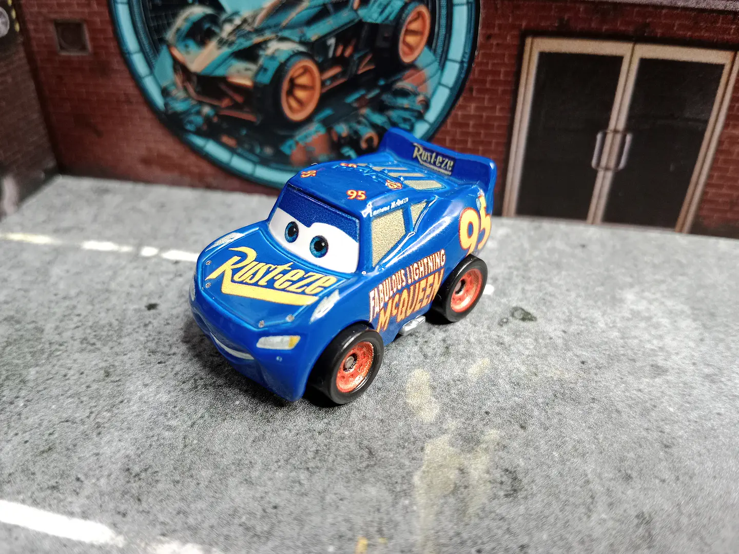 Fabuloso Rayo McQueen Cars Mini Racers Disney Pixar Mattel 2016 1