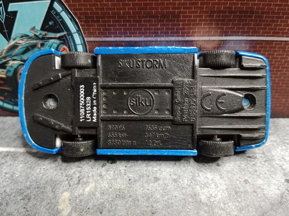 Deportivo Sikustorm Siku 8,5cm 3