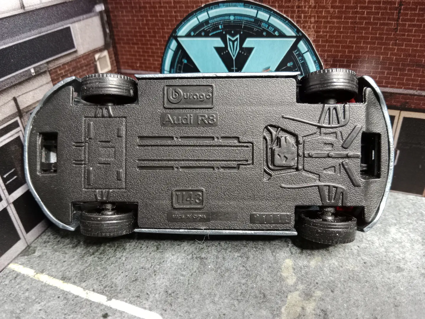 Audi R8 Bburago 1/43 3