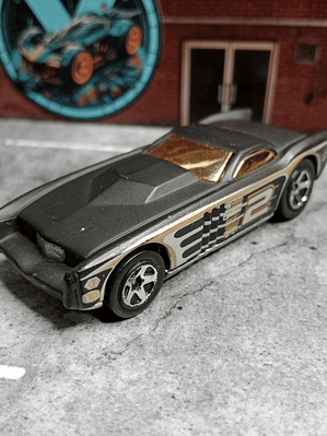 The Gov'ner Black Tops Hot Wheels Mattel 2005