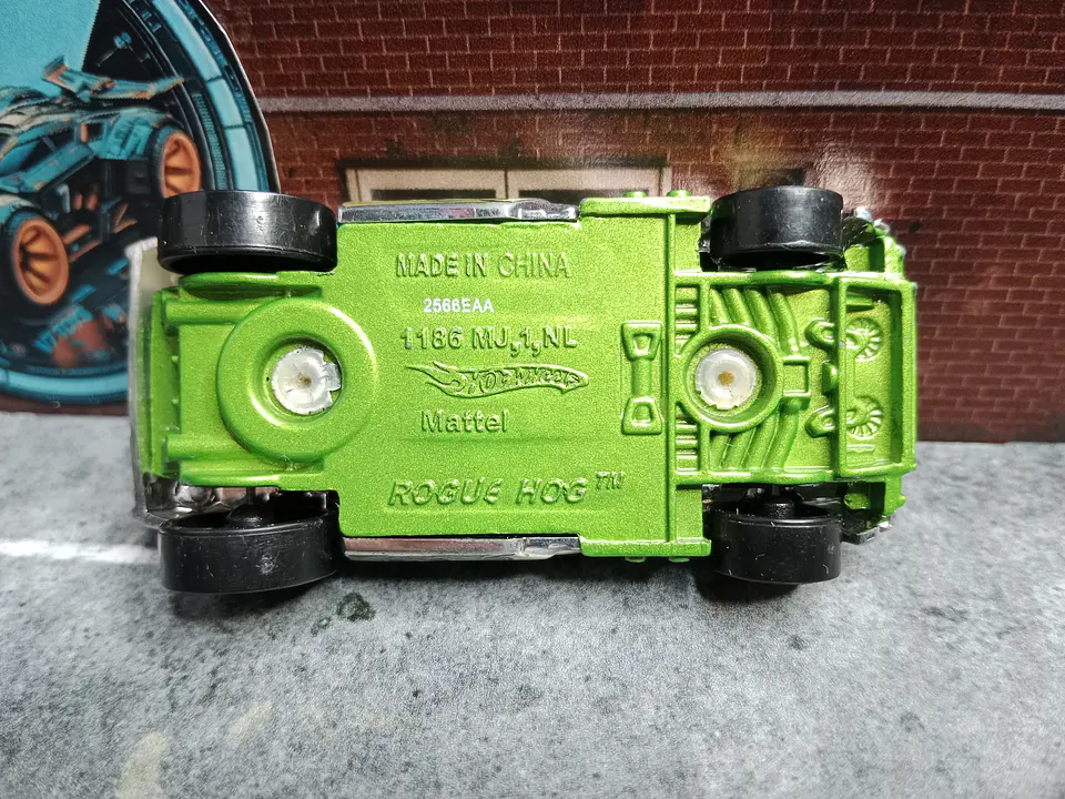 Rogue Hog Hot Wheels Mattel 2016 3
