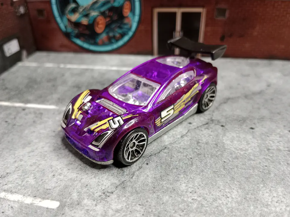 Synkro HW Video Game Heroes Hot Wheels Mattel 2011 1