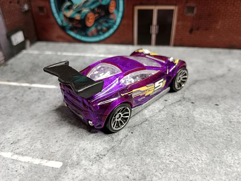 Synkro HW Video Game Heroes Hot Wheels Mattel 2011