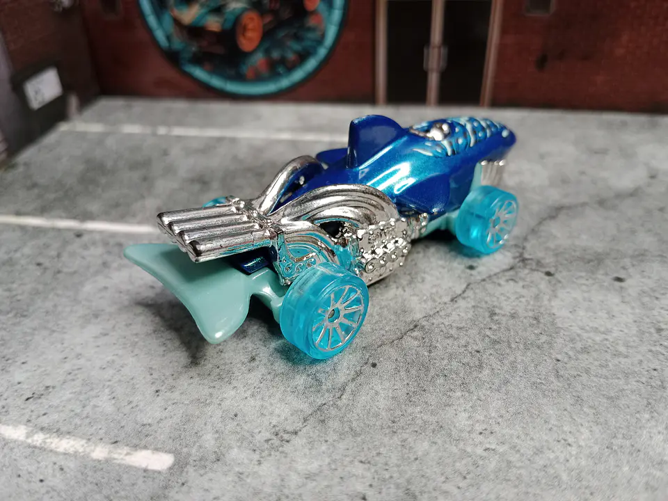 Sharkcruiser HW City: Street Beasts Hot Wheels Mattel 2015 2