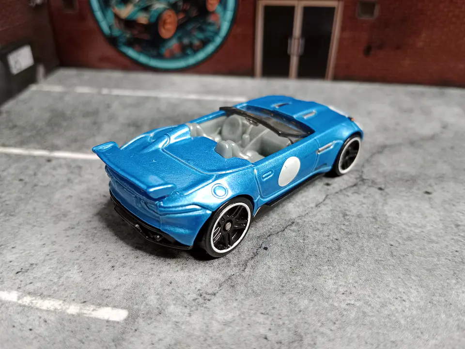 Jaguar F-Type Project 7 '15 Exclusive Hot Wheels Mattel 2018 2
