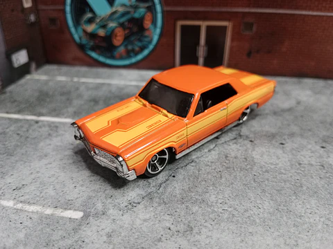 Pontiac GTO '65 Street Beasts Hot Wheels Mattel 2011