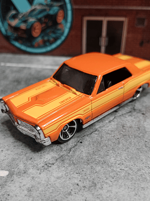 Pontiac GTO '65 Street Beasts Hot Wheels Mattel 2011
