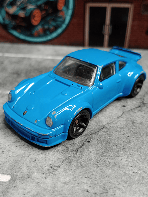 Porsche 934 Turbo RSR HW Workshop: HW Garage Hot Wheels Mattel 2015