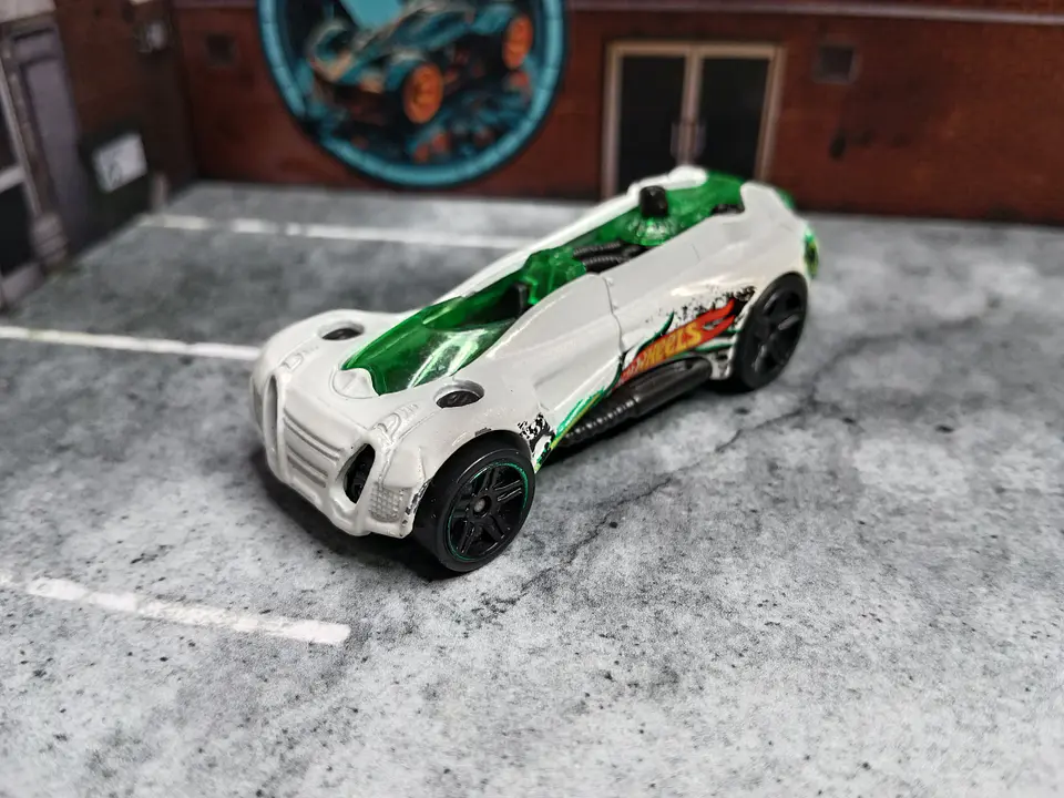 Gearonimo Stunt Circuit Hot Wheels Mattel 2013 1