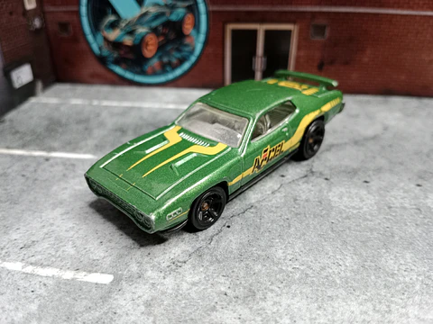 Plymouth Road Runner '71 HW Workshop: HW Performance Hot Wheels Mattel 2014