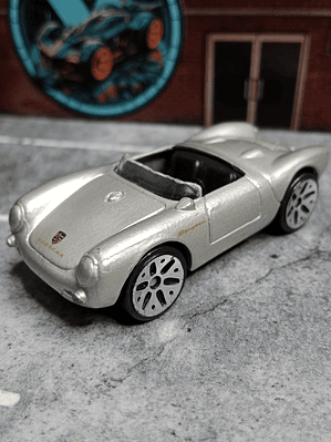 Porsche 550 A Spyder Maisto 1/64