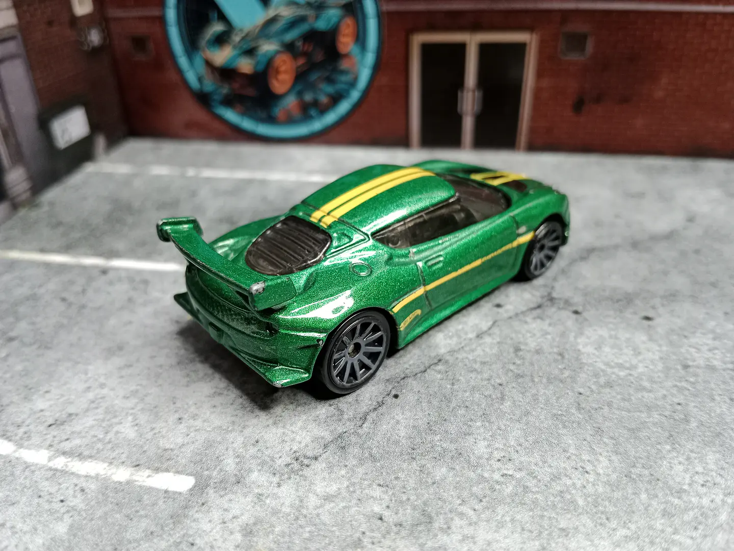 Lotus Evora GT4 HW City: Street Power Hot Wheels Mattel 2013 New Model 2