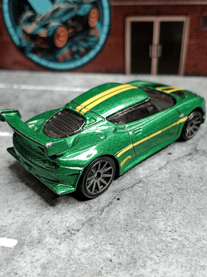 Lotus Evora GT4 HW City: Street Power Hot Wheels Mattel 2013 New Model