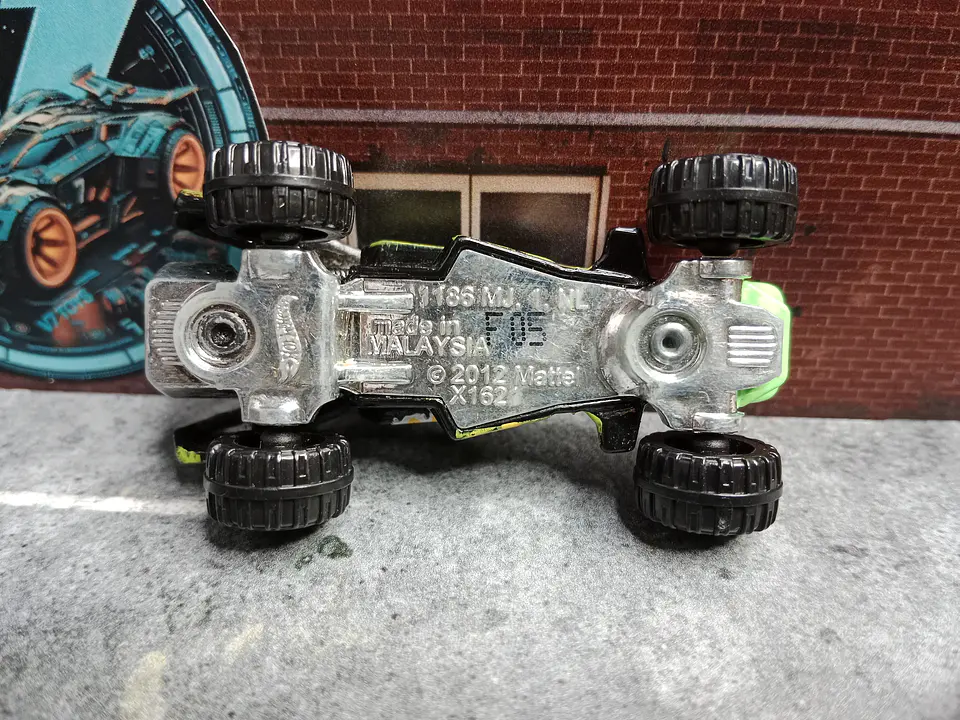 Team Hot Wheels Corkscrew Buggy HW Stunt: Road Rally Mattel 2013 New Model 3