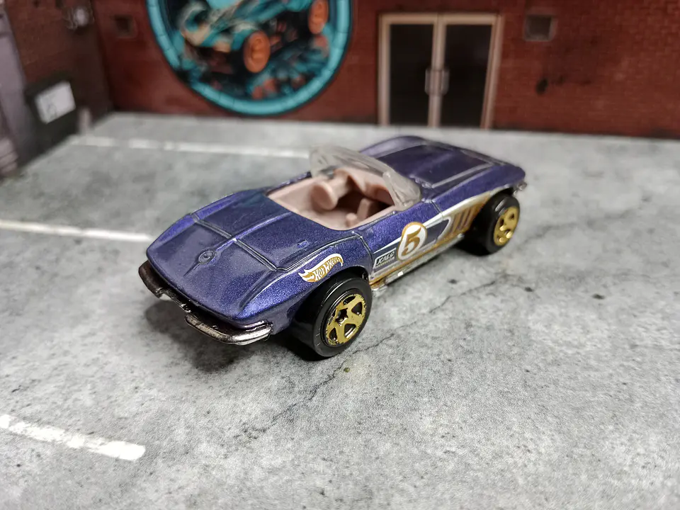 Corvette '65 Exclusive Hot Wheels Mattel 2015 2
