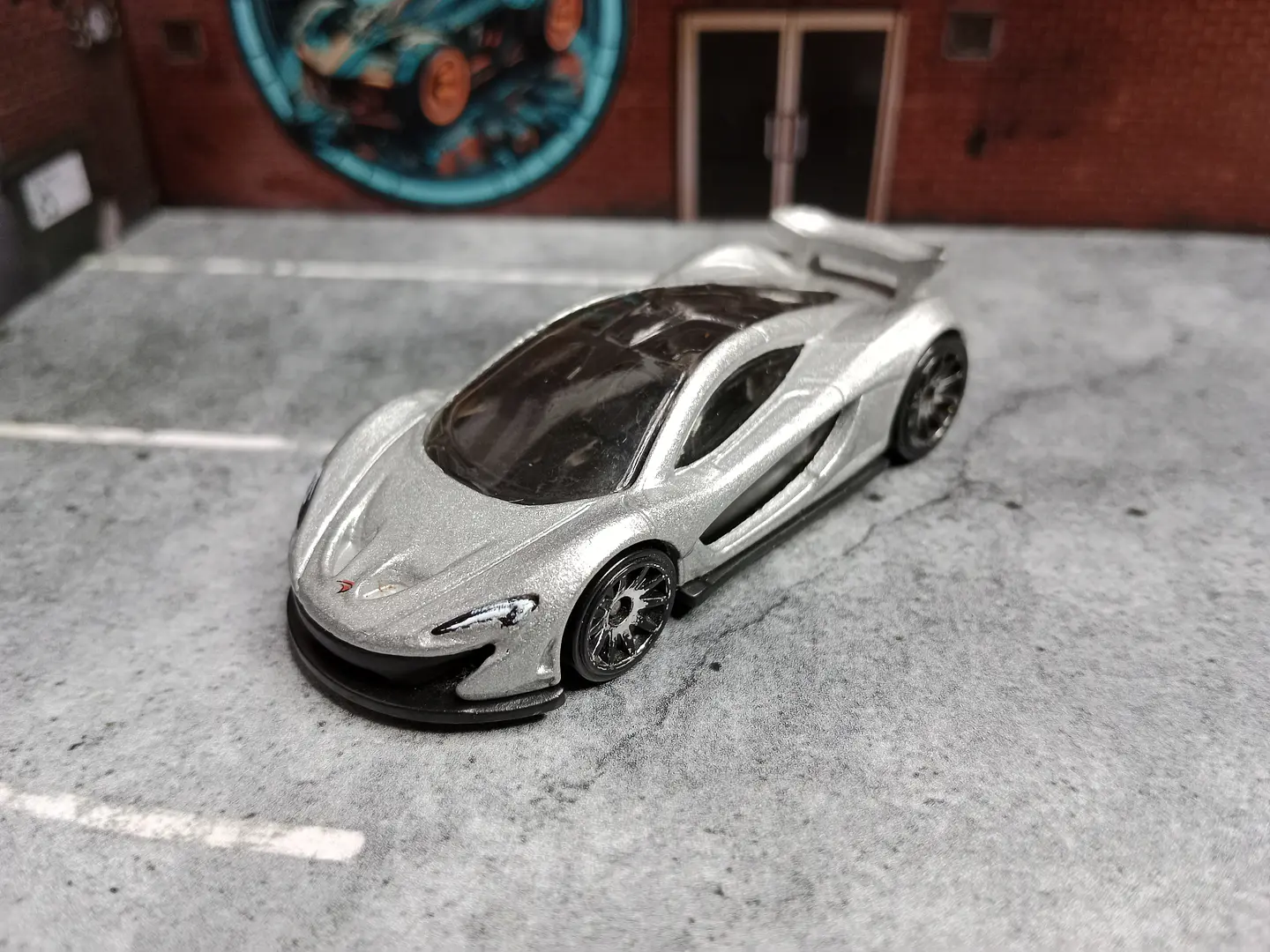 McLaren P1 HW Workshop: HW Garage Hot Wheels Mattel 2015 1