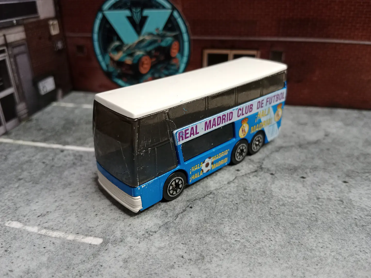 Autobús Real Madrid C.F. Guisval Made in Spain 1/64 1