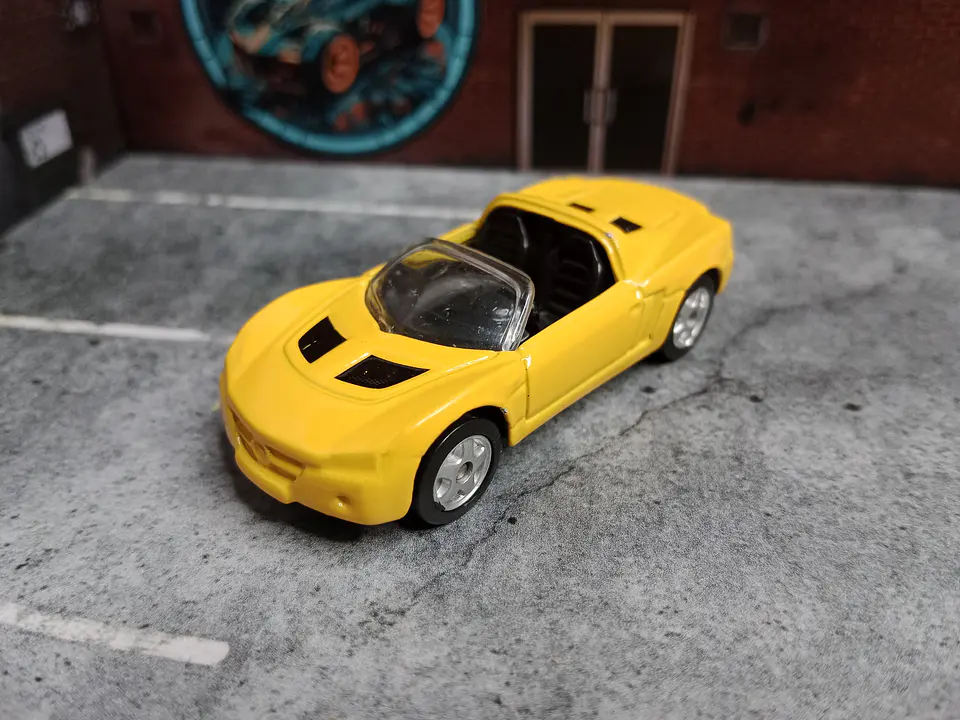 Opel Speedster 2001 Maisto 1/64 1