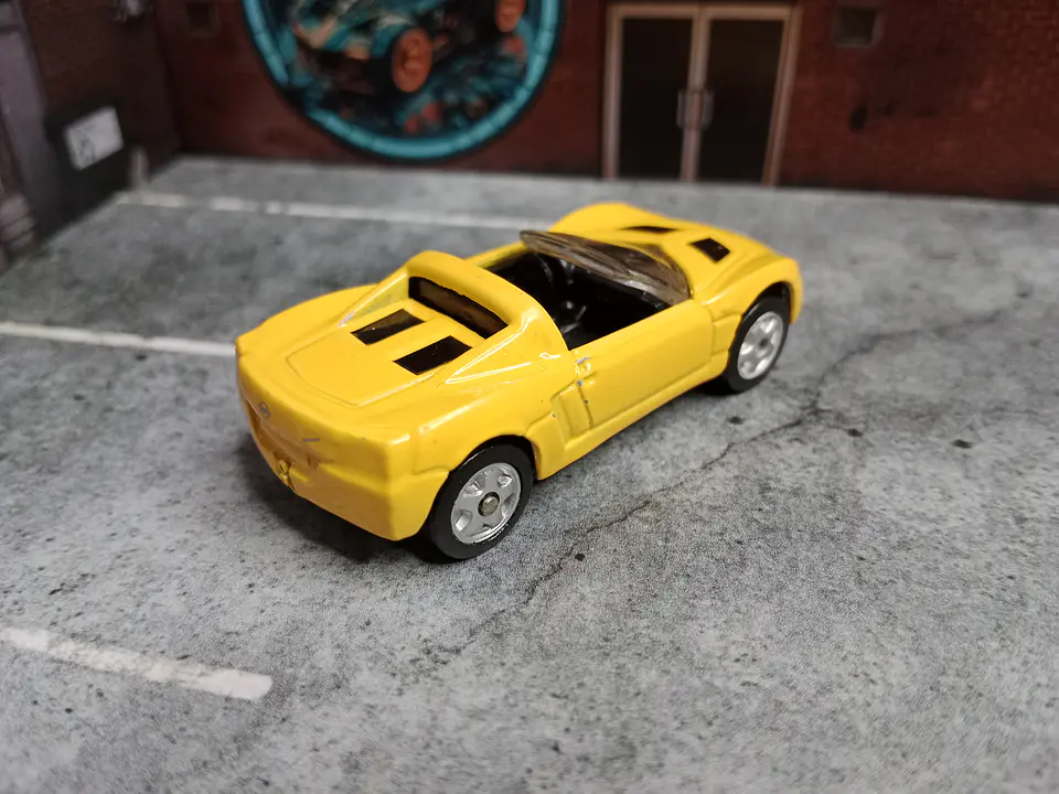 Opel Speedster 2001 Maisto 1/64 2
