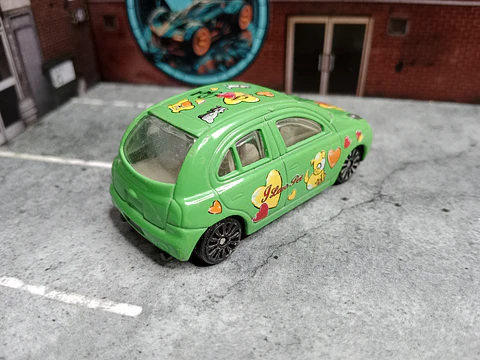 Coche Nissan Micra Sin Marca 1/64