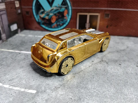 Unobtainium 1 Gold Rides 2007 Hot Wheels Mattel
