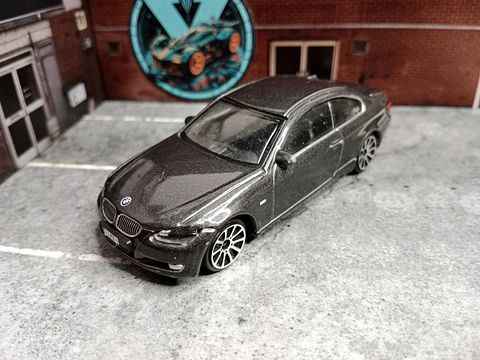 BMW 335i Bburago 1/43