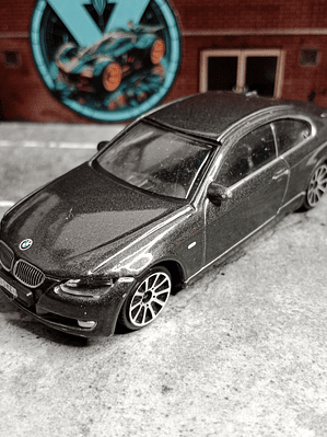 BMW 335i Bburago 1/43