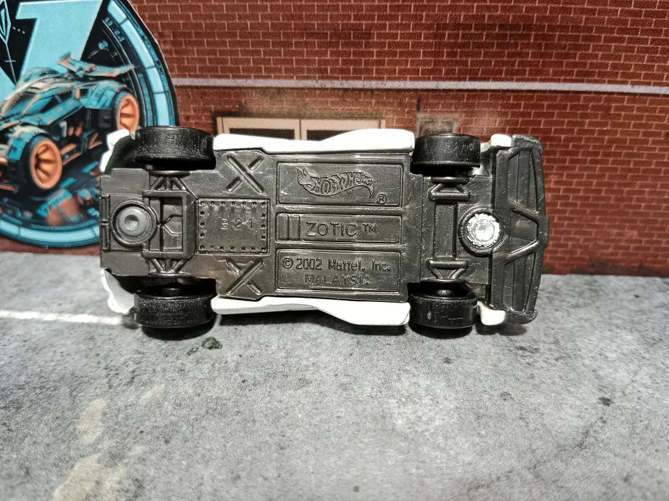 Zotic Team: Exotics Hot Wheels Mattel 2008 3