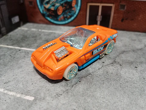 Hollowback HW Glow Wheels Hot Wheels Mattel 2018