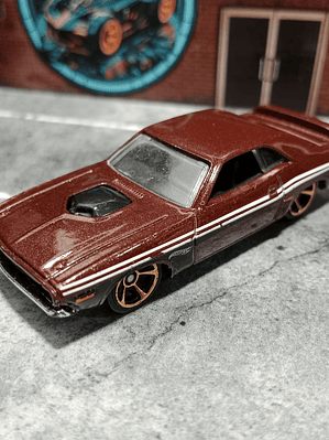 Dodge Challenger '71 HW Workshop: Muscle Mania Hot Wheels Mattel 2015