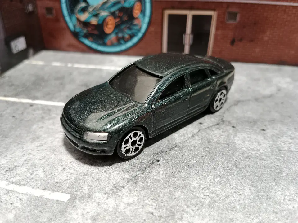 Audi A8 Nº 11147 Maisto 1/64 1