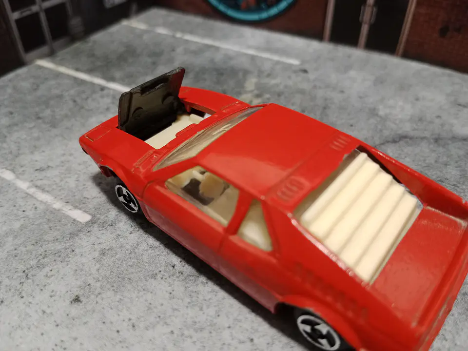 BMW M1 Gisima 1/57 3