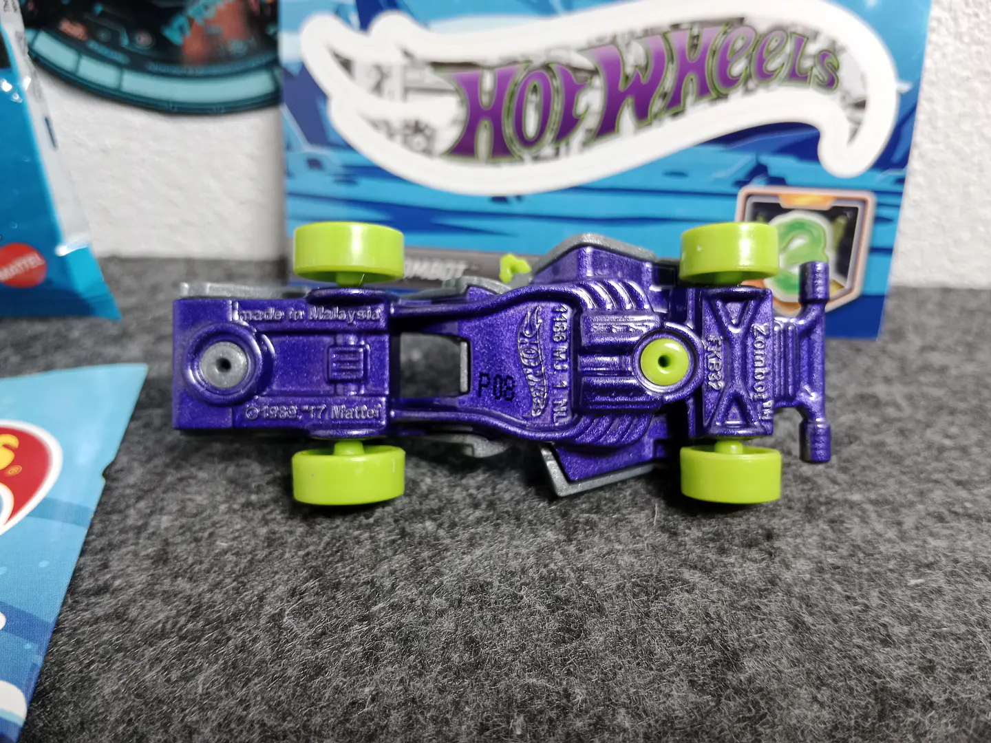 Zombot Mystery Models Serie 3 Hot Wheels (Nuevo, solo abierto) Mattel 3