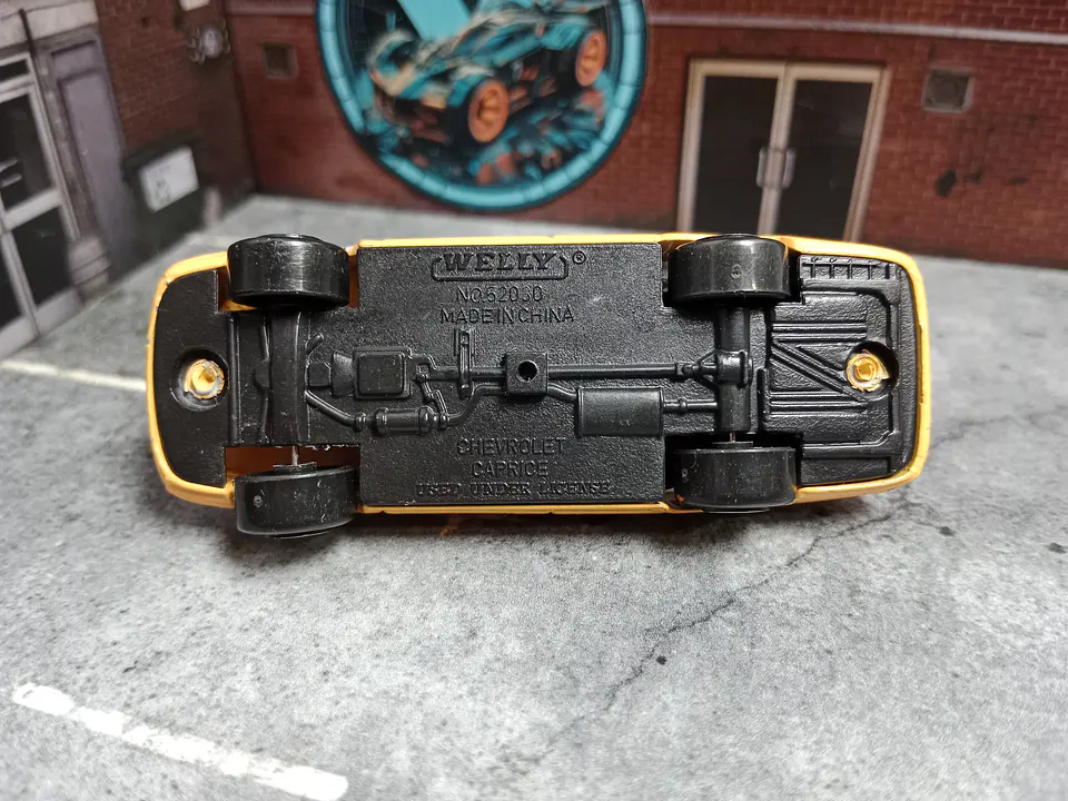 Chevrolet Caprice Welly 1/60 3
