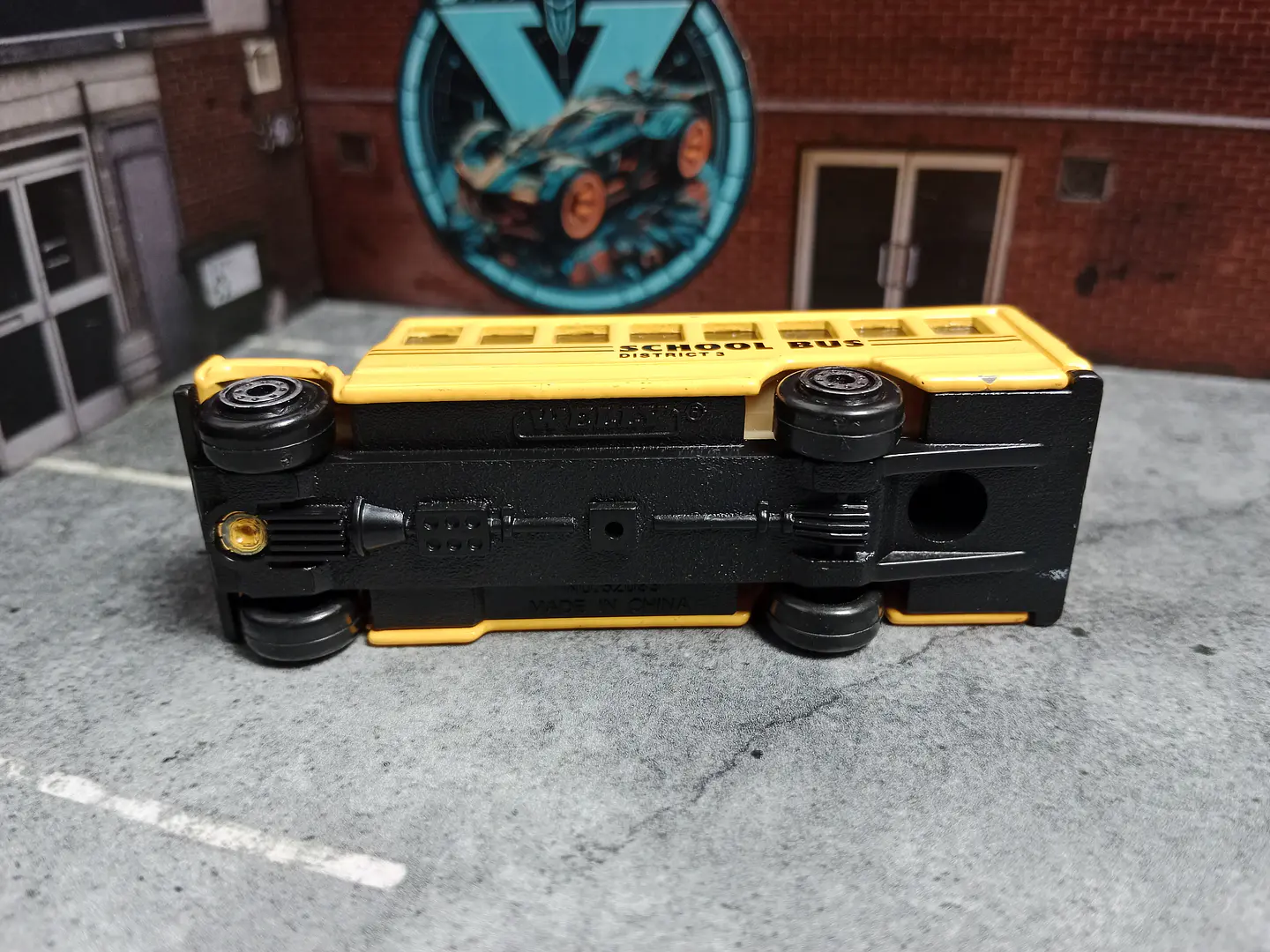 School Bus Welly 1/60 3