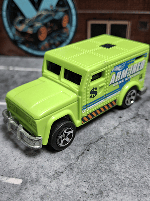 Armored Truck Hot Wheels 2014 Police Pursuit Mattel