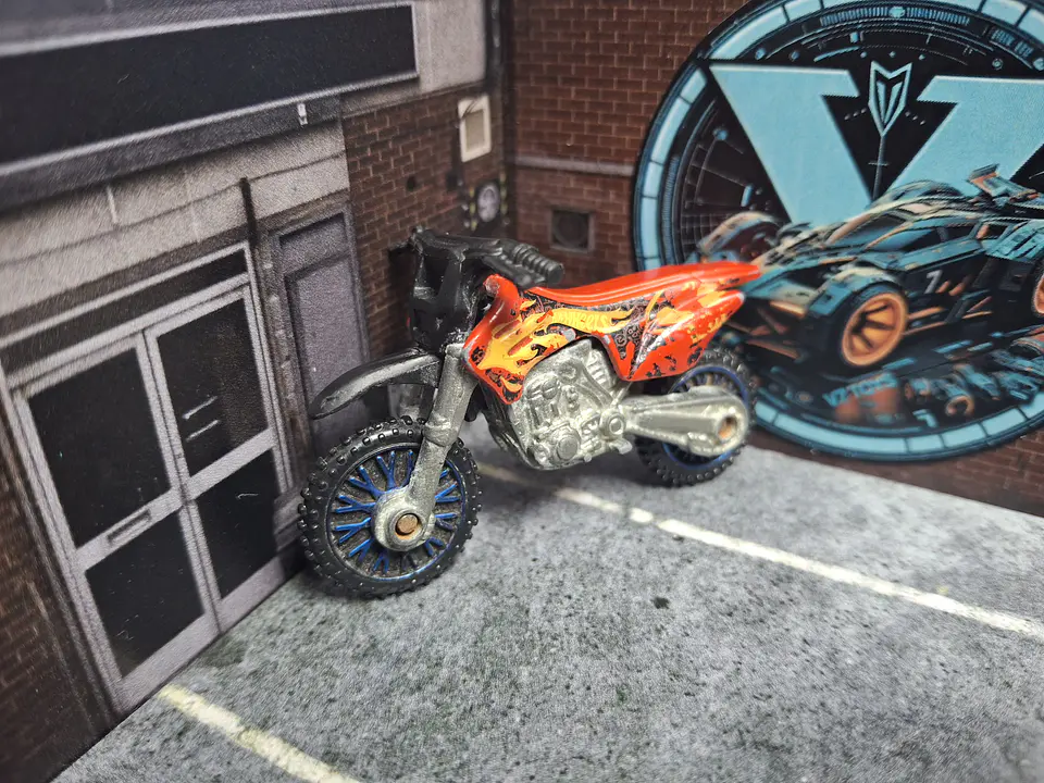 Moto HW450F Team Hot Wheels 2011 Mattel 1