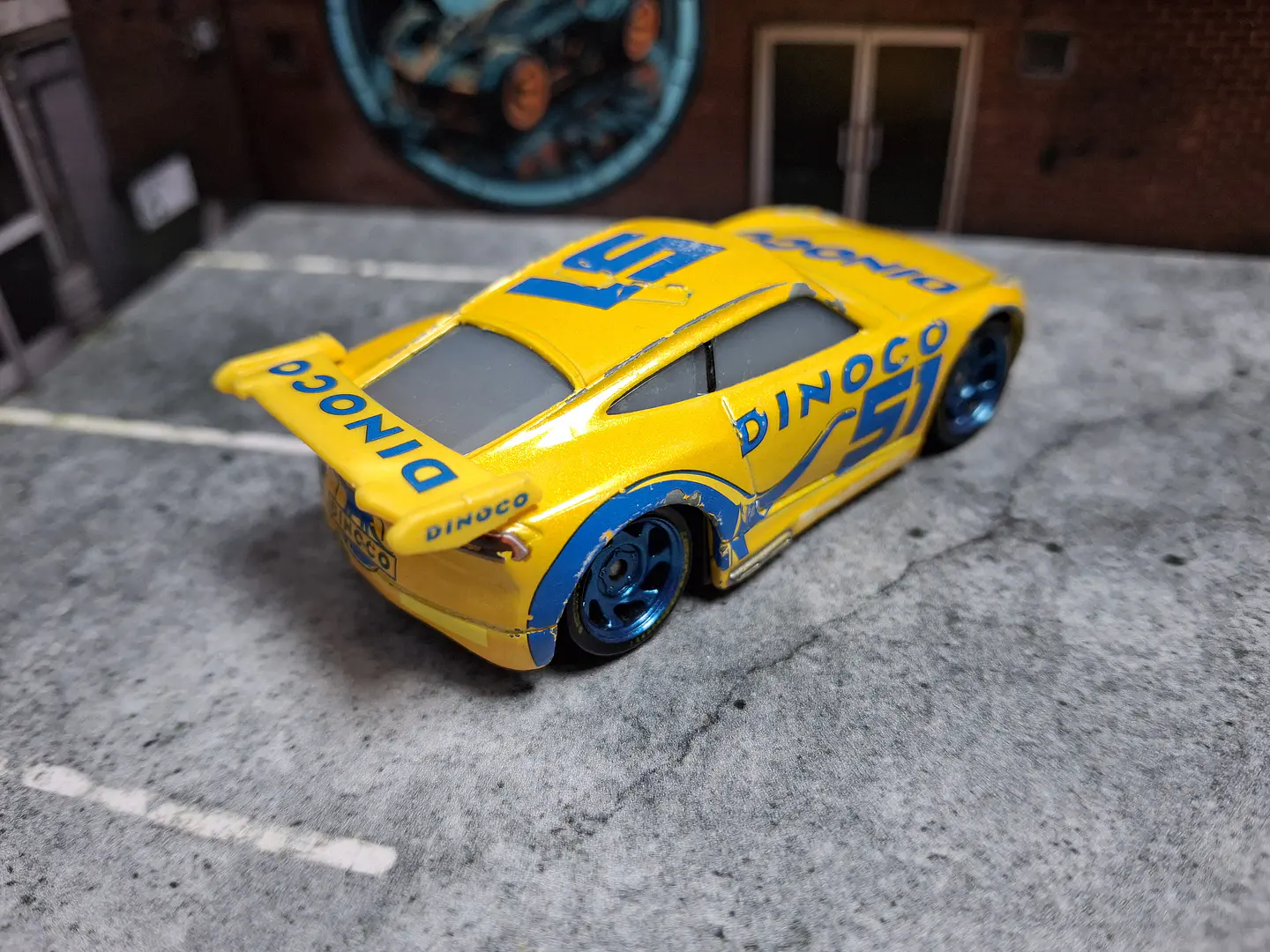 Cruz Ramirez Cars 1/55 Disney Pixar 2