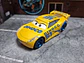 Cruz Ramirez Cars 1/55 Disney Pixar - Miniatura 1