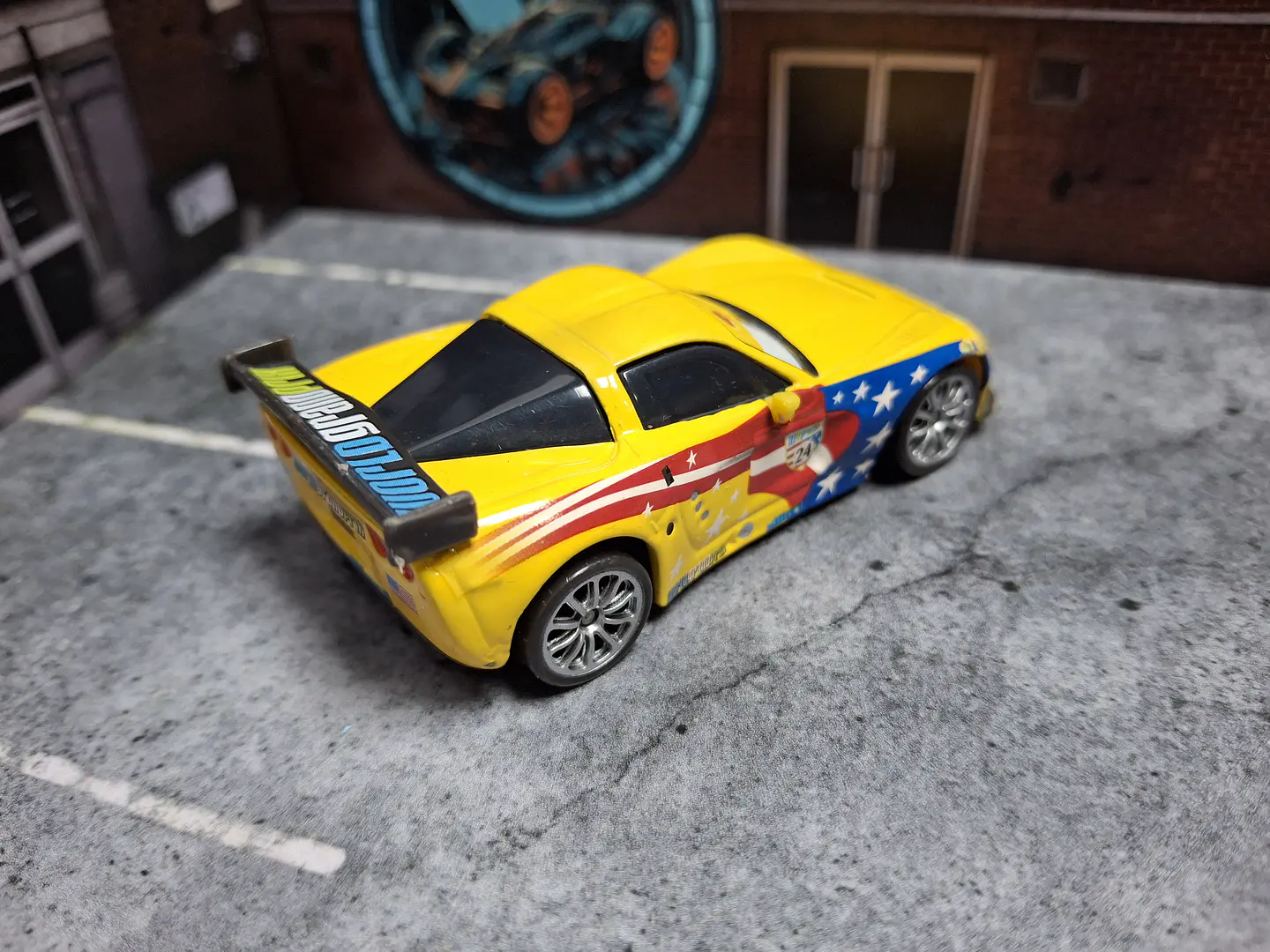 Jeff Corvette Cars 1/55 Disney Pixar Mattel 2