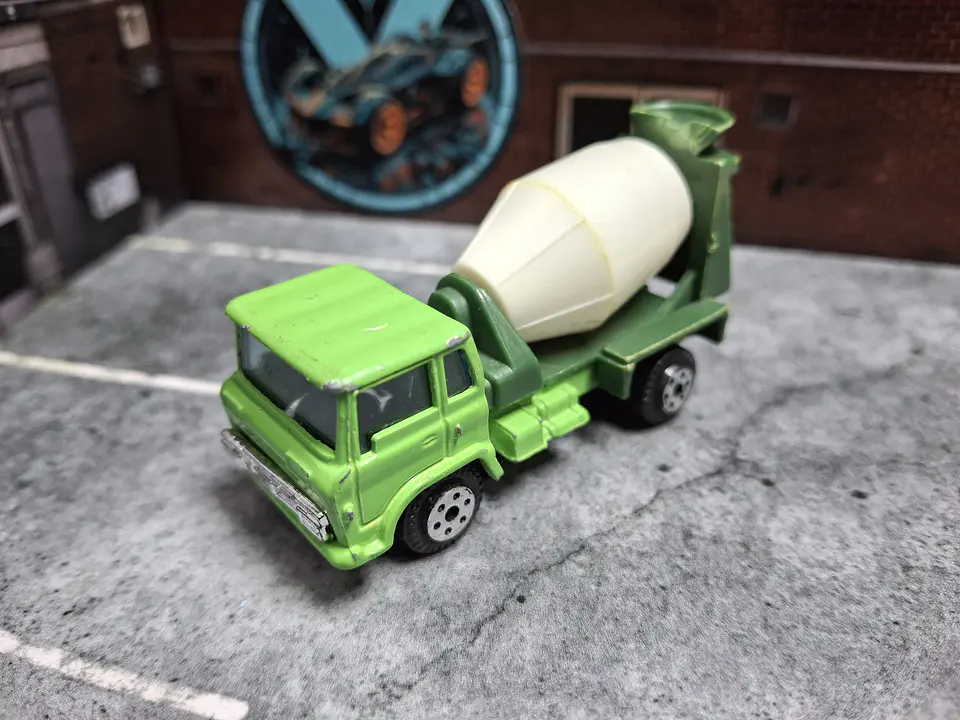 Camión Hormigonera Yatming 1/64 1