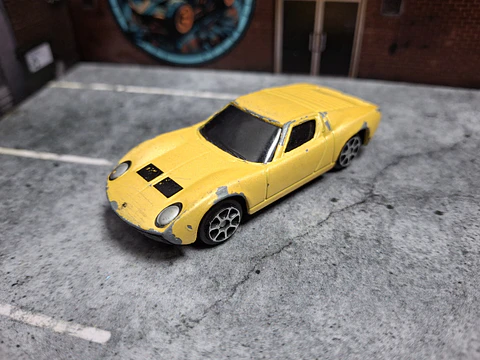 Lamborghini Miura 1966 Maisto 1/64