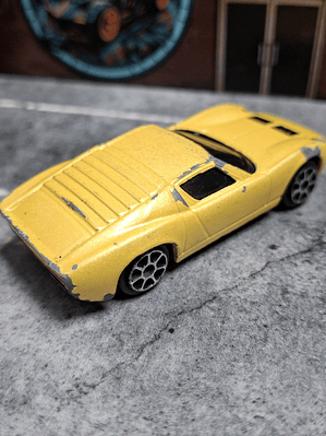 Lamborghini Miura 1966 Maisto 1/64