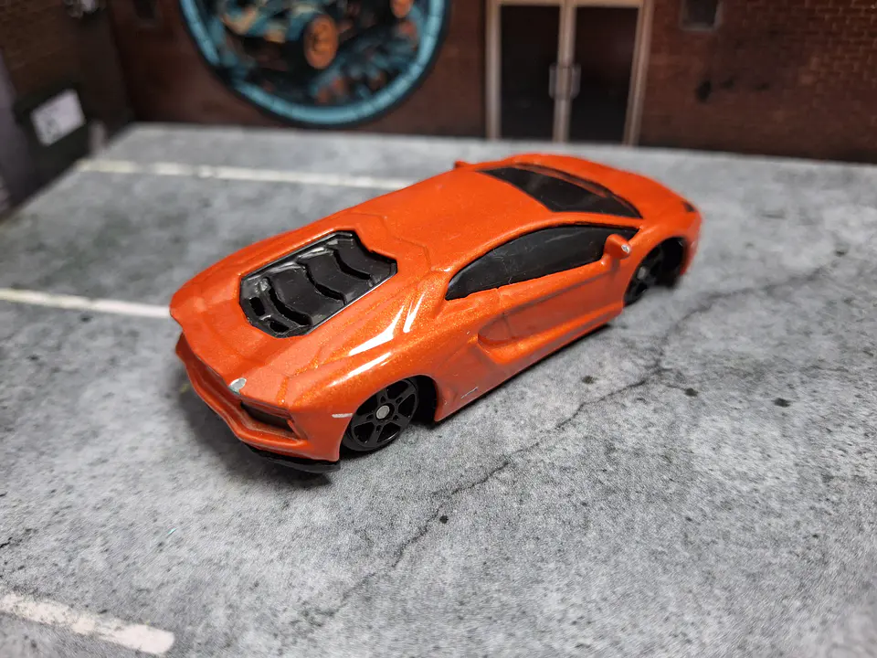 Lamborghini Aventador LP700-4 Maisto 1/64 2