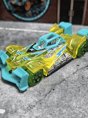 Voltage Spike Hot Wheels 2017 X-Raycers Mattel