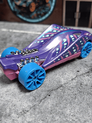 Super Stinger Hot Wheels 2018 Street Beasts Mattel