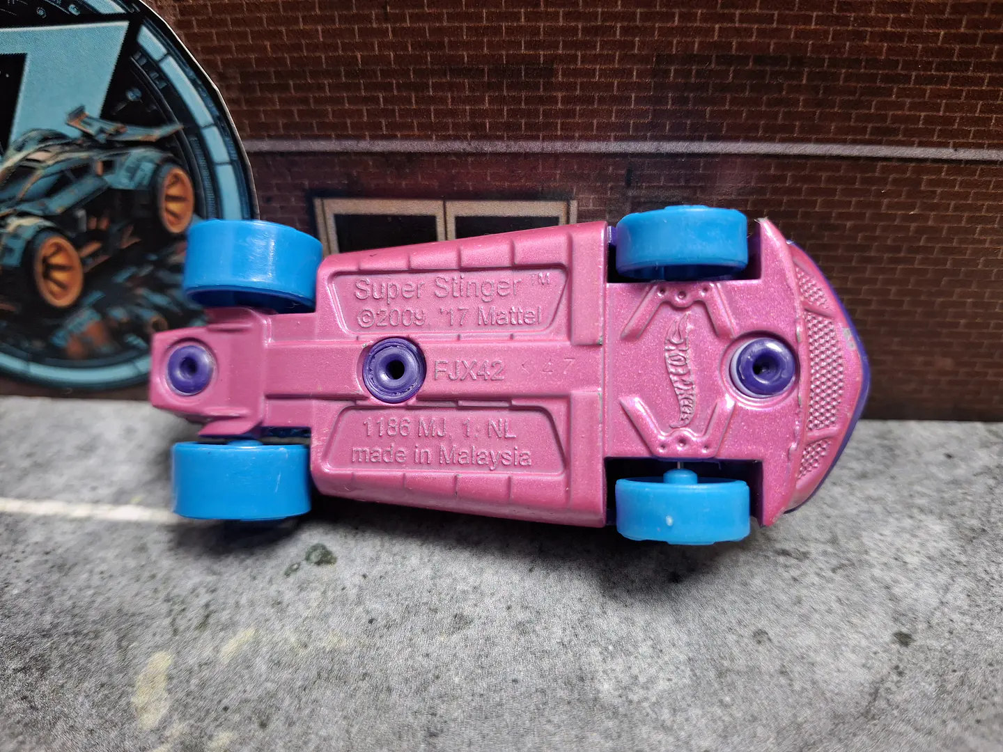Super Stinger Hot Wheels 2018 Street Beasts Mattel 3