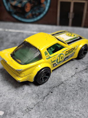 Mazda RX-7 Hot Wheels 2018 Mystery Models Serie 1 Mattel