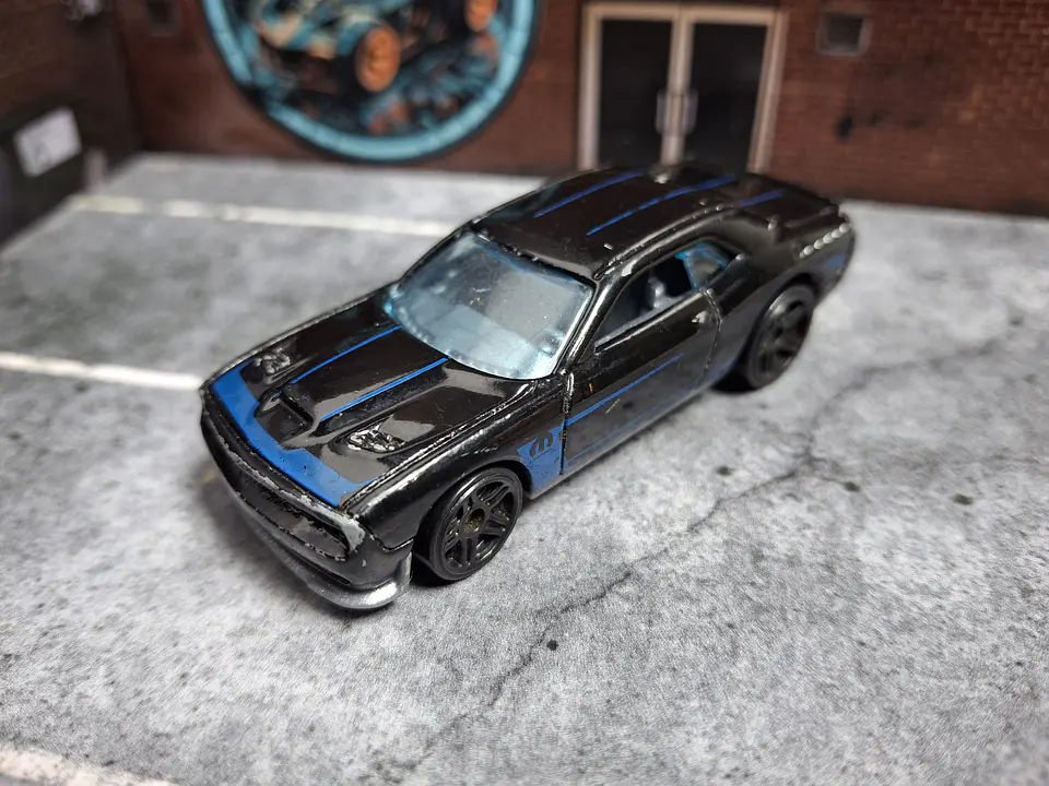 Dodge Challenger SRT '15 Hot Wheels 2018 Muscle Mania Mattel 1